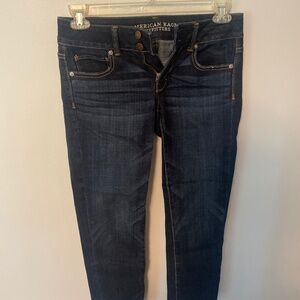 American Eagle Capris Size 4R